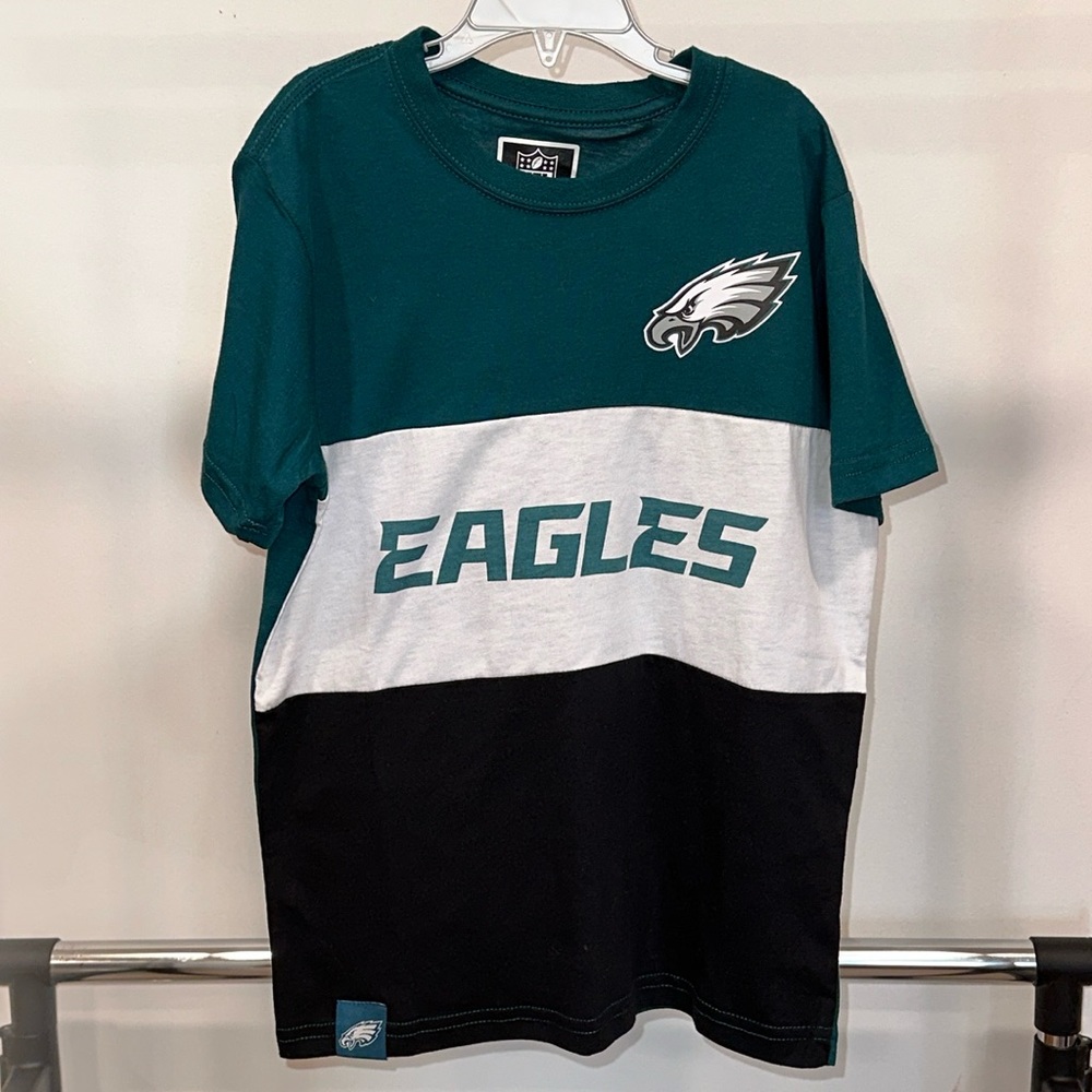 BNWT NFL Philadelphia Eagles Football Color Block Youth T-shirt Tee Size 10/12